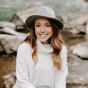 Meet your Posher, Whitney